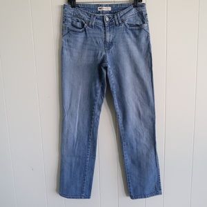 Levi’s mid rise skinny
